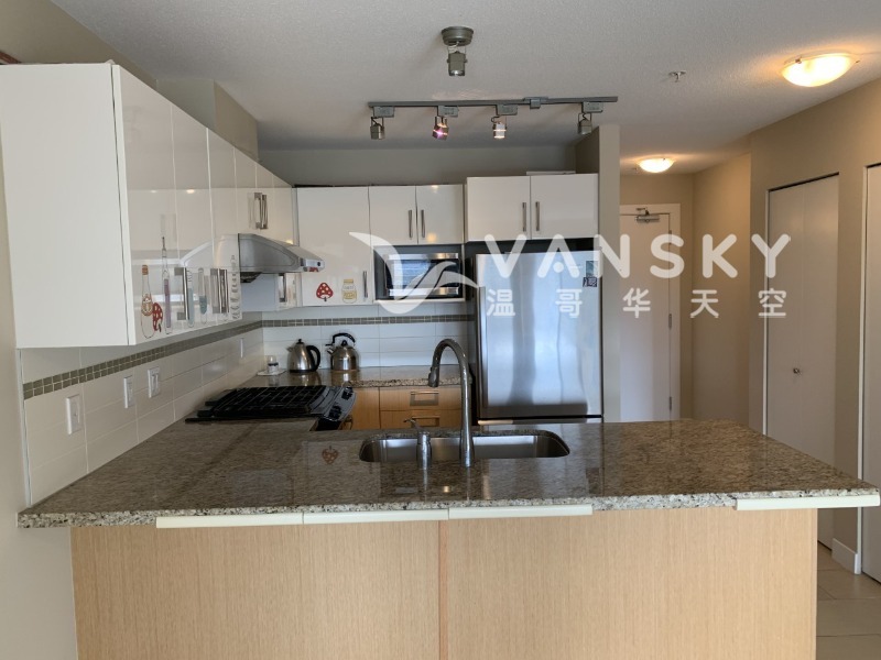 250502134106_1 kitchen2.jpg